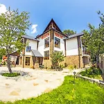 Üdülőközpont Hata Hutsula 4*