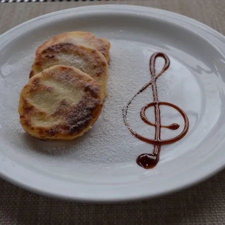 Hata Hutsula 4* מיקוליצ'ין