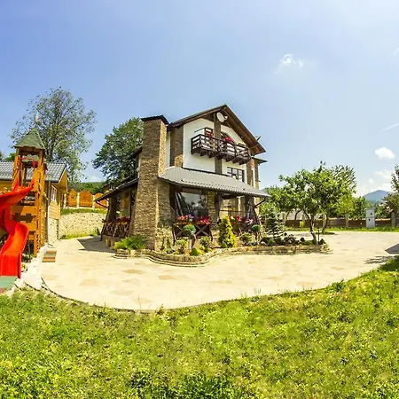 Resort Hata Hutsula Mykulytschyn